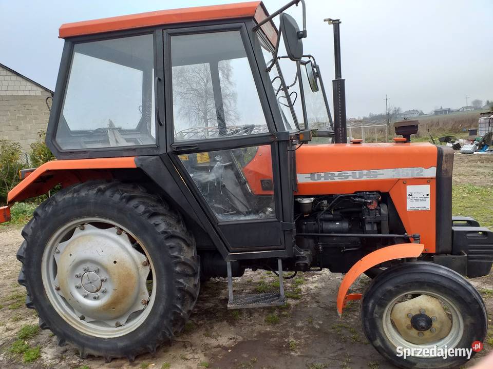 Ciągnik Ursus 3512 z kabiną Koja Komfort nieuszkodzony Rdzów