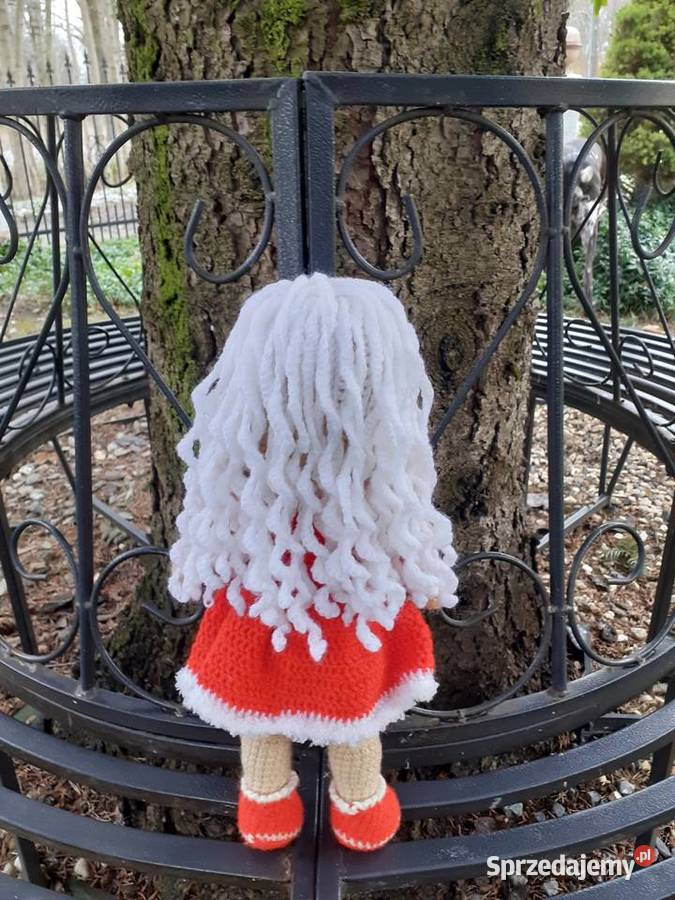 Mikołajka lalka na szydełku