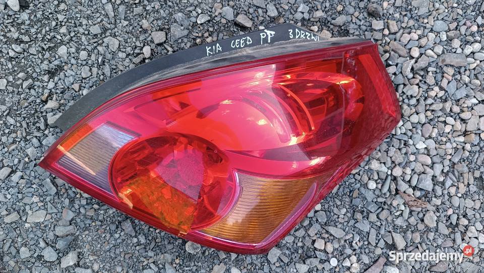 Lampa tył prawa tylna Kia Ceed I hatchback 3D Lampy tylne małopolskie Radłów sprzedam