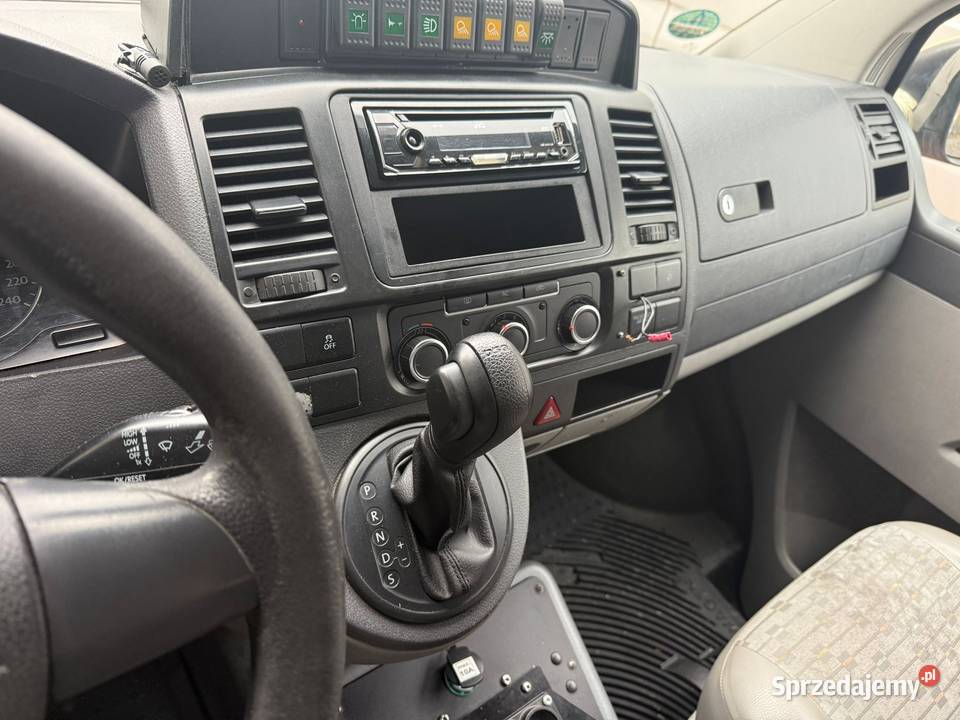 Vw Transporter T5 Ambulans Karetka Pogotowia 350000km Samochody dostawcze Legnica