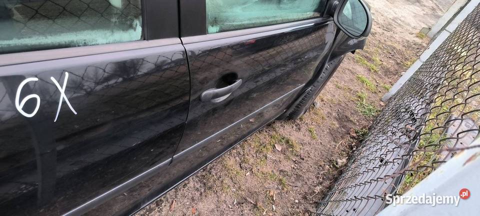 DRZWI PRAWE PRZÓD VOLKSWAGEN GOLF V L041 Lipno