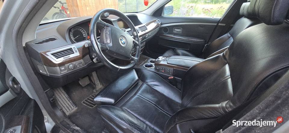 BMW E65 735i z 35 V8 automatyczna