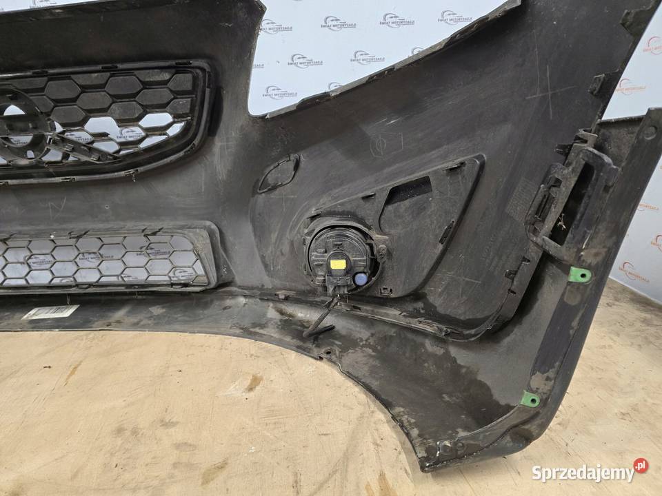 VOLVO C30 LIFT zderzak przód kompletny Kielce sprzedam
