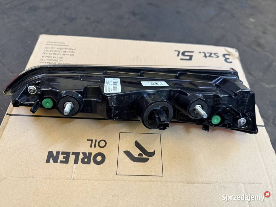 Prawa Lampa Prawy Tył Tylna W Klapę Klapy śląskie Kłobuck