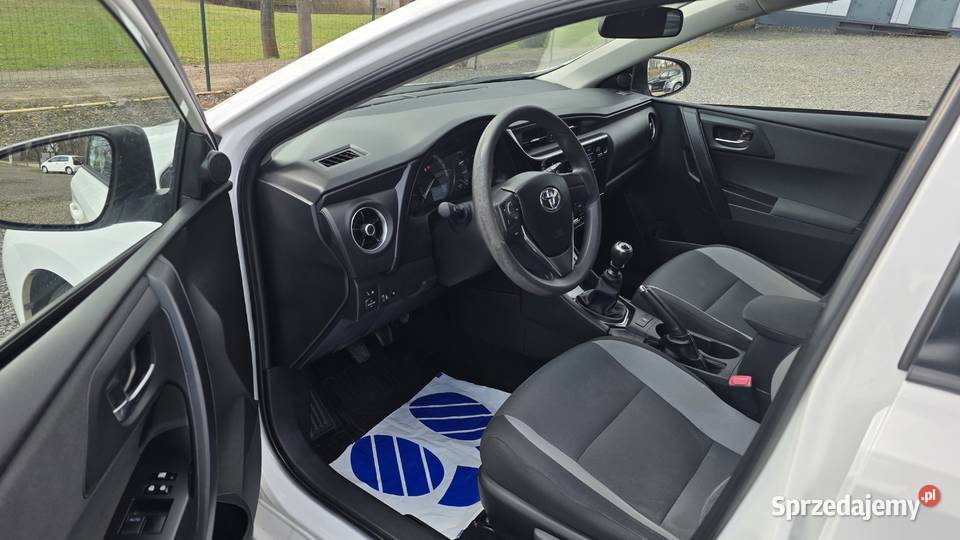 16 132 Salon Polska lakier metallic Jastrzębie-Zdrój