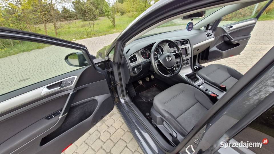 12 Benzyna 92 Dobrze wyposażony Ładny Stan2014 MP3