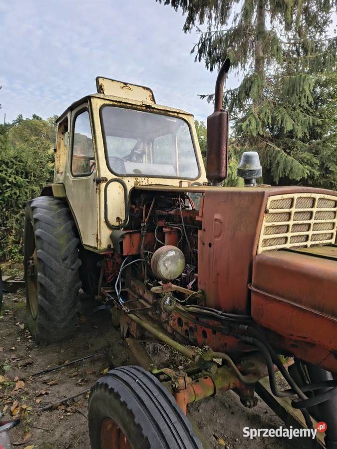 Sprzedam koparkę Białoruś Rok produkcji 1989 Zezulin Drugi sprzedam