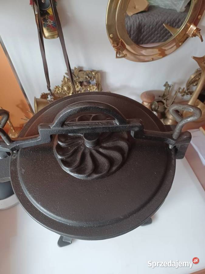 Kociołek żeliwny wewnątrz emaliowany 8 l Poznań