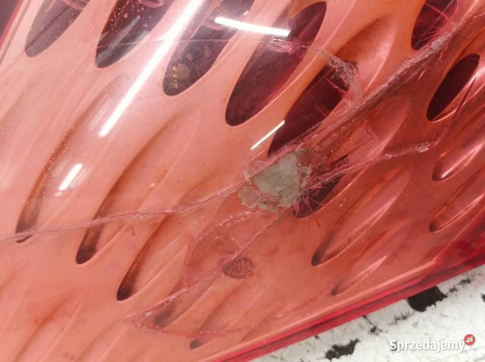 LAMPA TYŁ LEWA KOMBI LIFT LED Peugeot 407 I