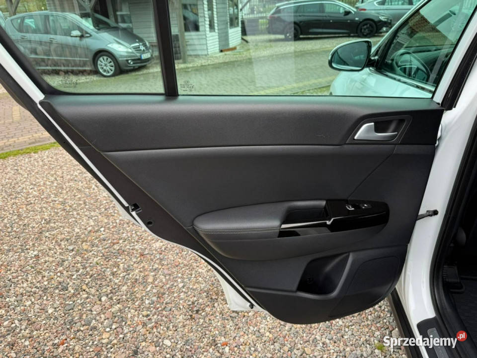 Kia Sportage Asystent pasa ruchusystem pasa pomorskie Słupsk