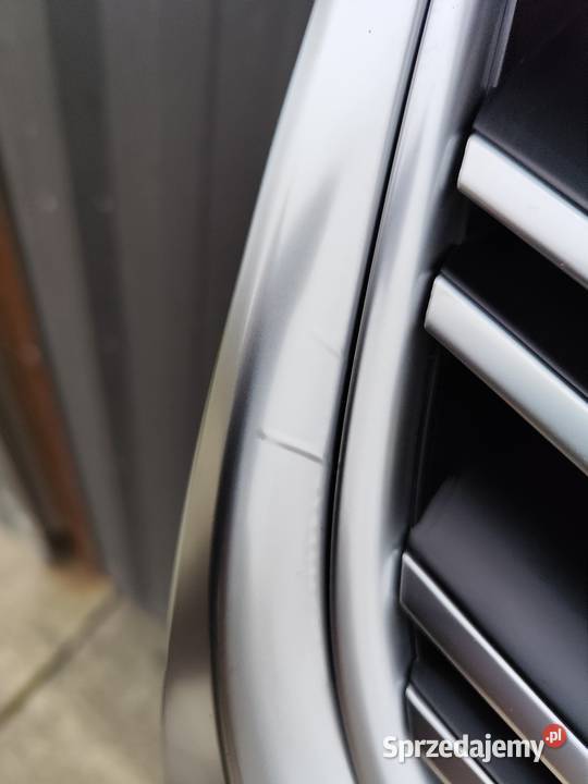 Grill r line VW Touran t1 lift Łowicz