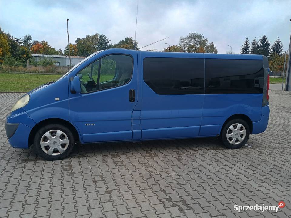 Renault Trafic long 20 dCi 9 miejsc 2007 łódzkie Sieradz sprzedam