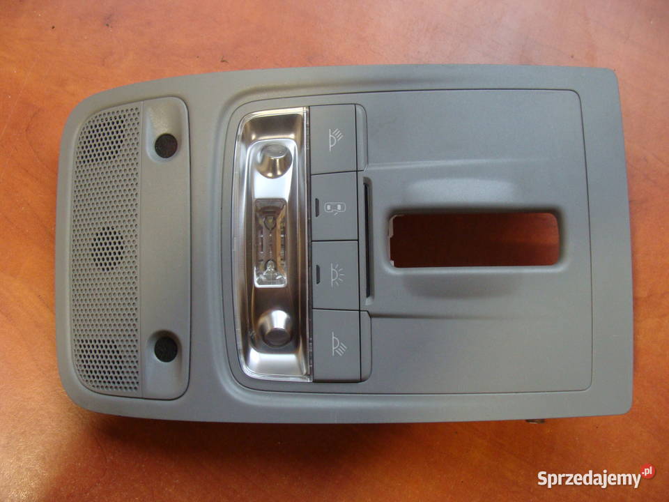 AUDI A3 8V LAMPKA PANEL PODSUFITKI 8V0947135 Goleniów