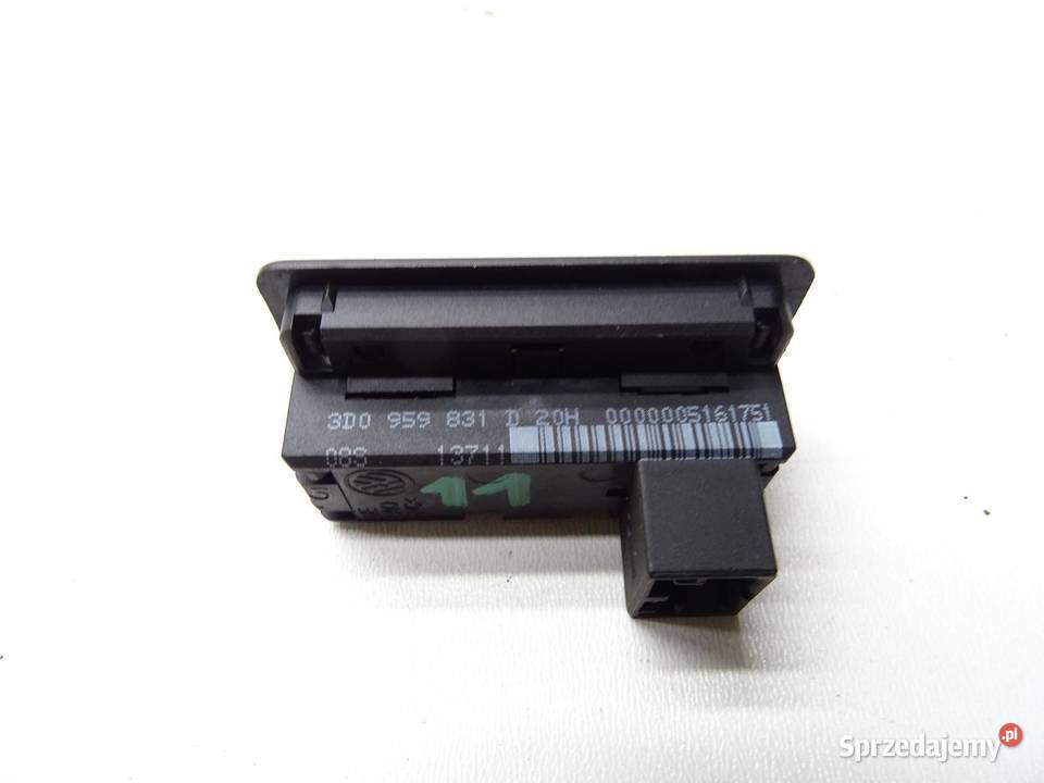 PRZEŁĄCZNIK PRZYCISK OTWIERANIA KLAPY 3D0959831D