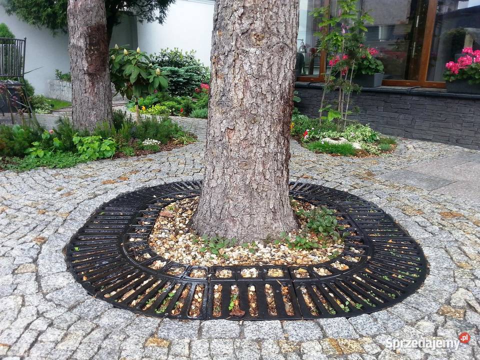 kratownica osłona krata ochronna 155x155 żeliwna Gołdap