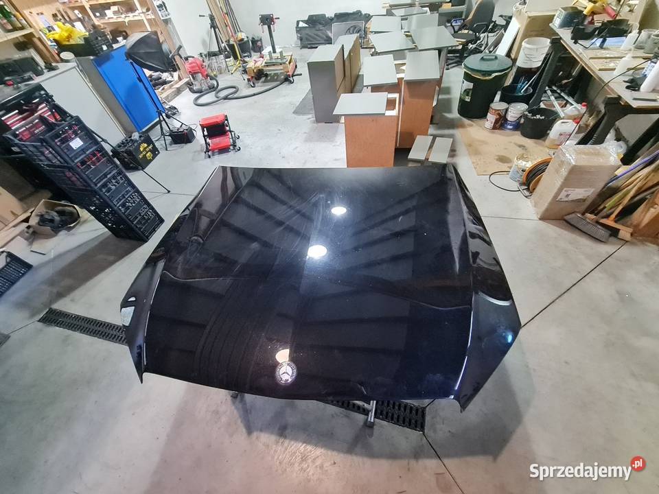 Mercedes Benz w205 maska pokrywa silnika czarna Rok produkcji 2015 Śrem