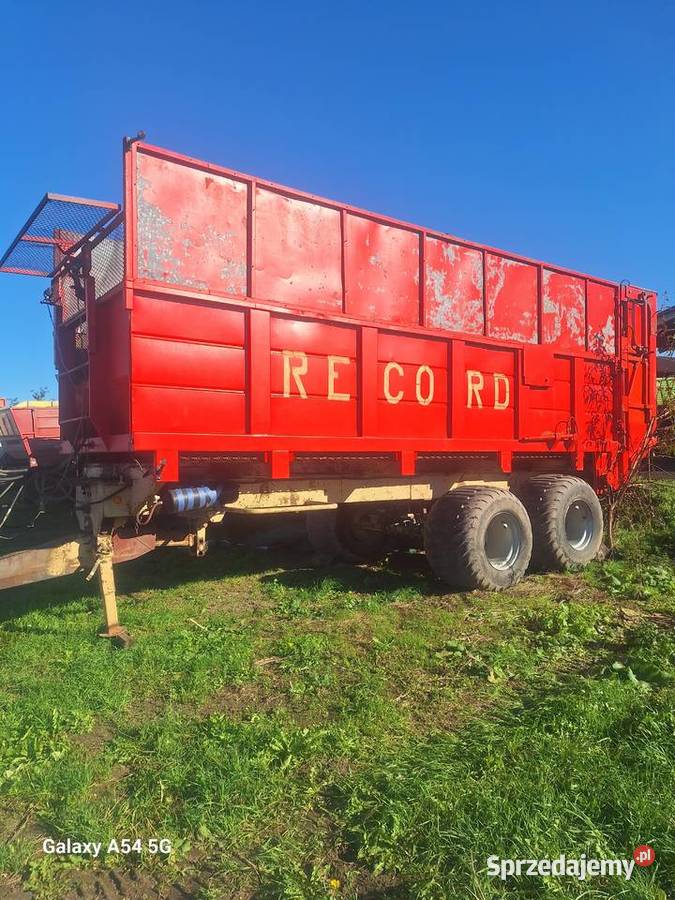 Przyczepa objętościowa Record nieuszkodzony Szumowo