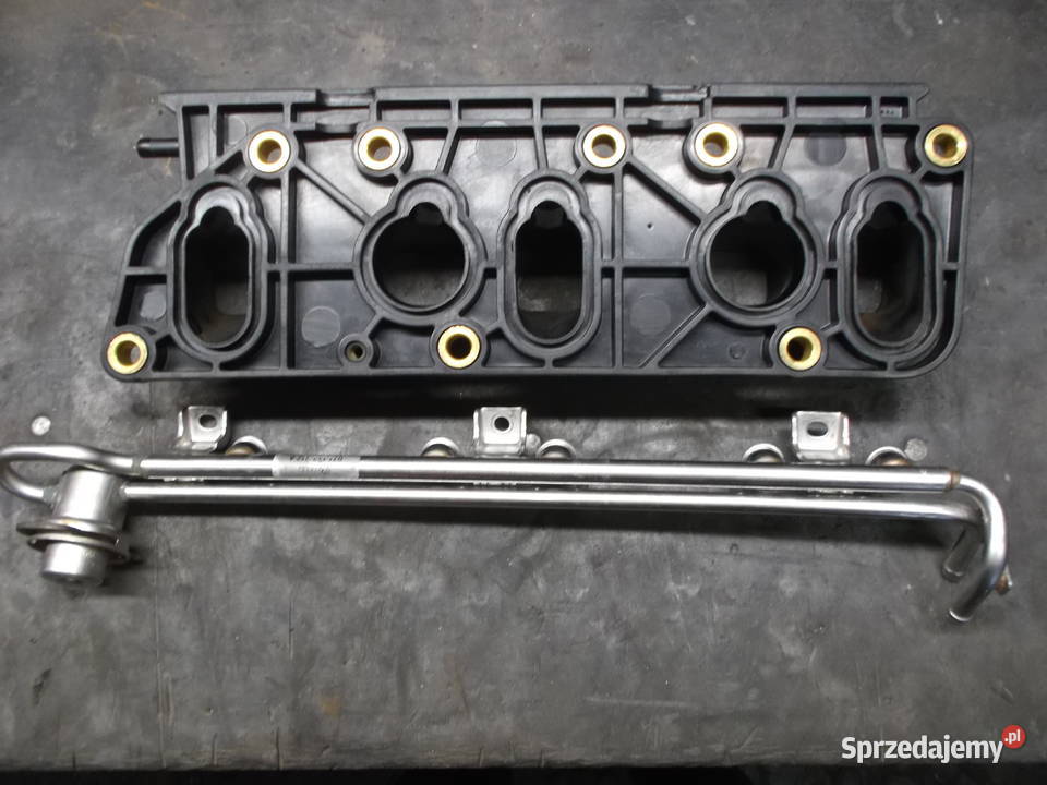 VW GOLF 4 2300 V 5 23 V5 LISTWA KOLEKTOR SSĄCY Świerzawa