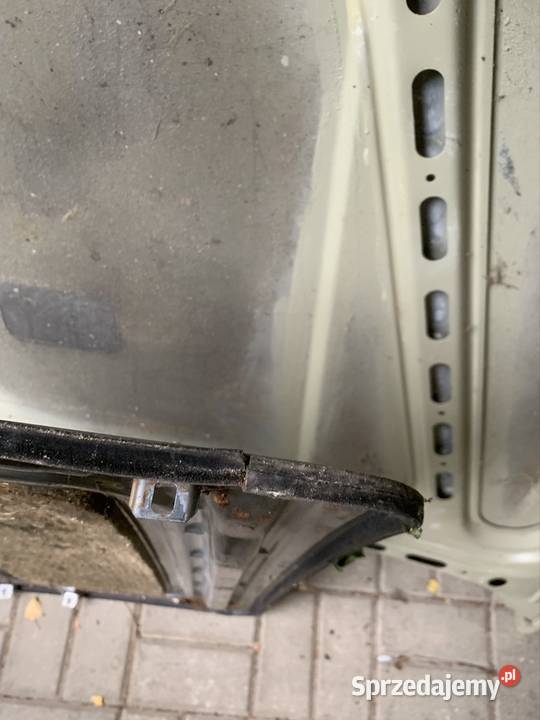Maska BMW e30 klapa szyberdachu BMW e30 Poznań