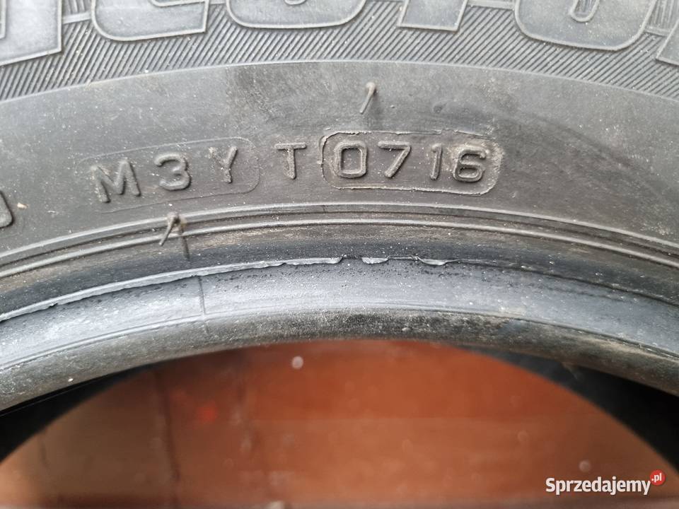 opona 1 Bridgestone B250 17565 R15 Lato 737 mm 175 Wałbrzych