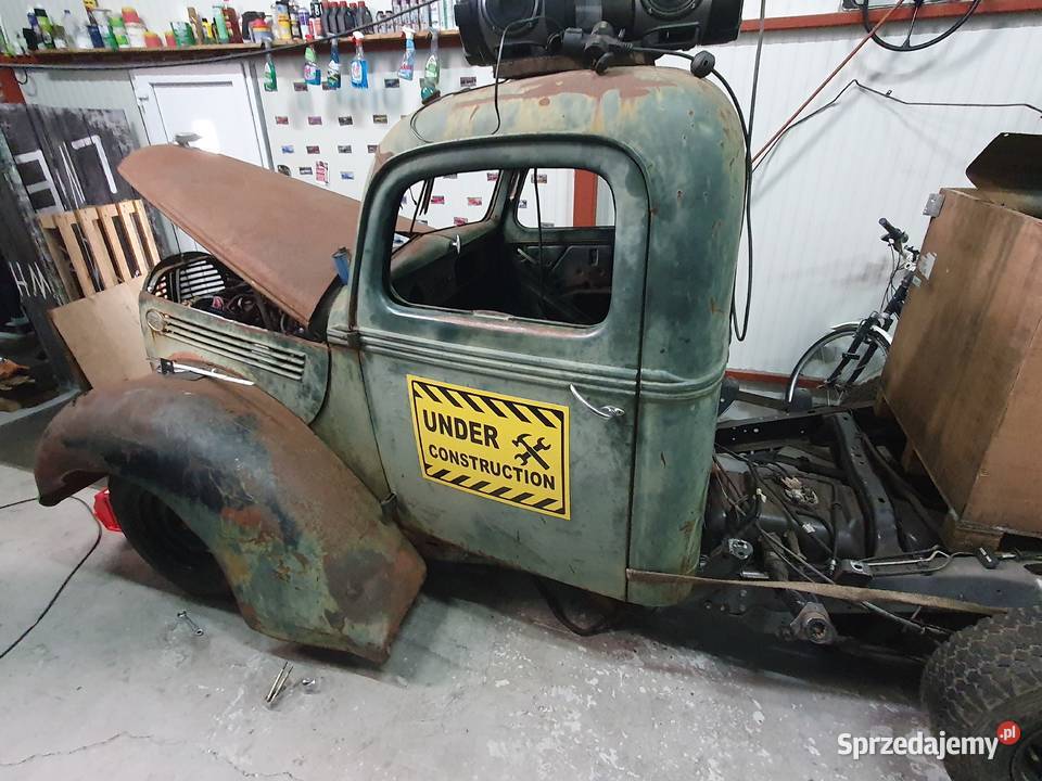 Rat rod hot rod truck 1939 V8 chevy ford szczur