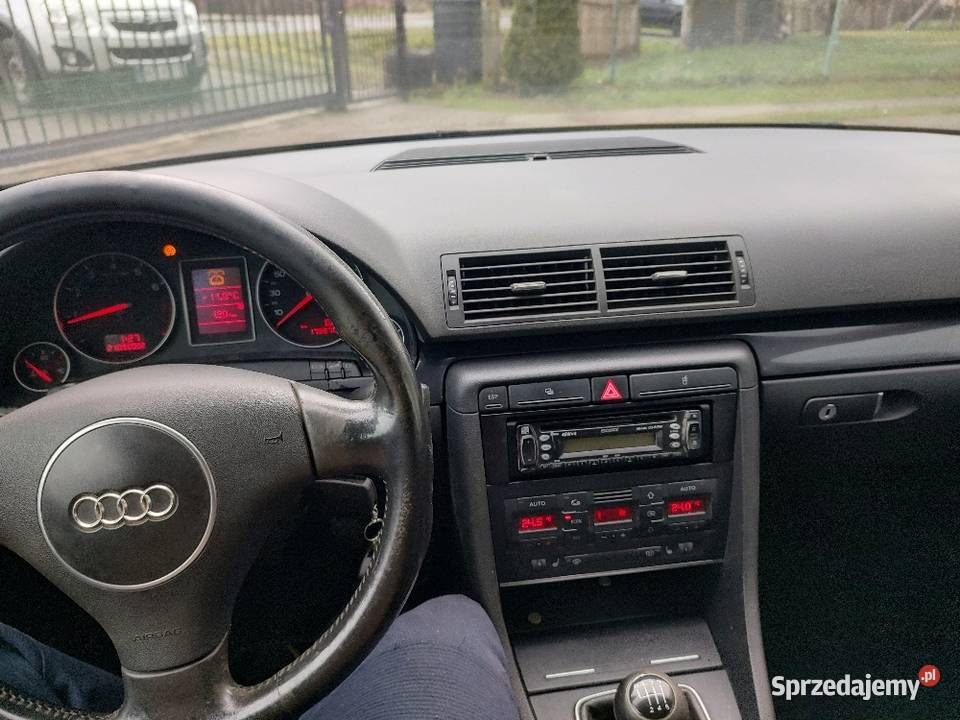 Sprzedam Audi A4 B6 24 V6 benzyna Nysa