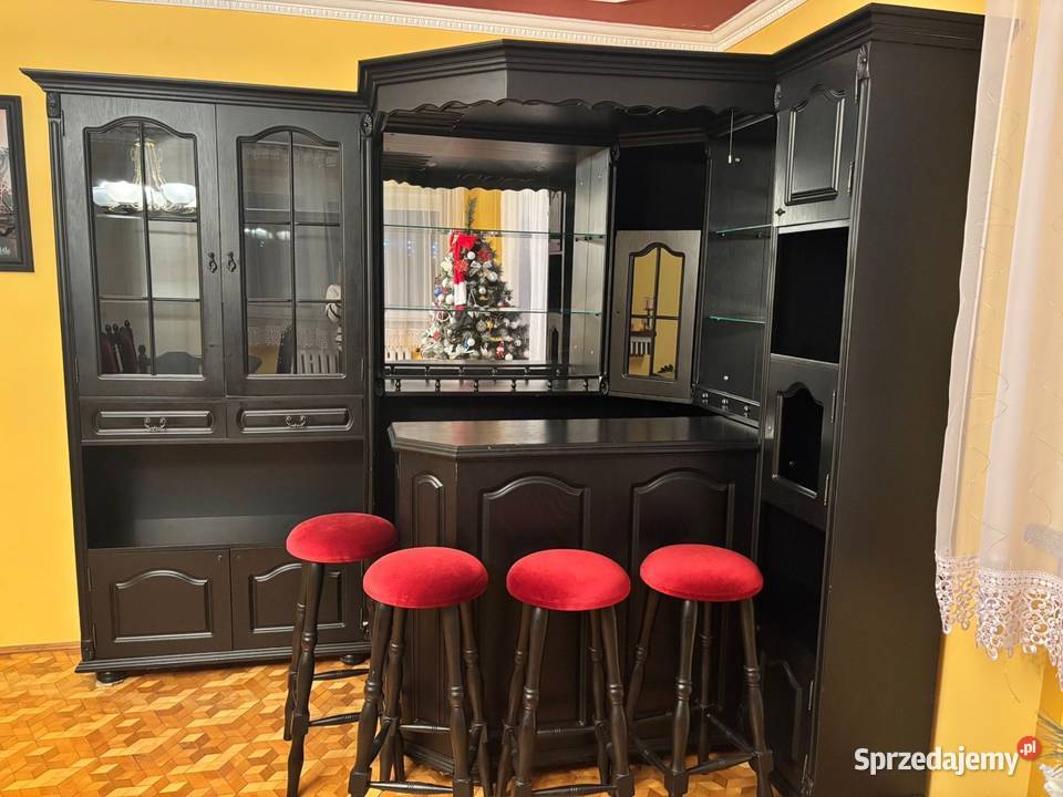 Barek salonowy ze stołem i krzesłami podkarpackie Przeworsk