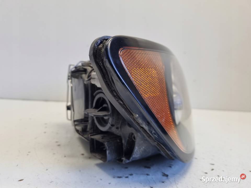 LAMPA PRAWA Volvo V50 S40 II PRZEDNIA prawy Lampy przednie Chełm