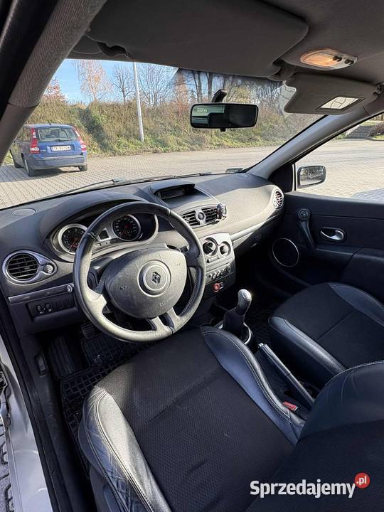 Renault clio III 16 benzyna 2007 sprawne i Kielce