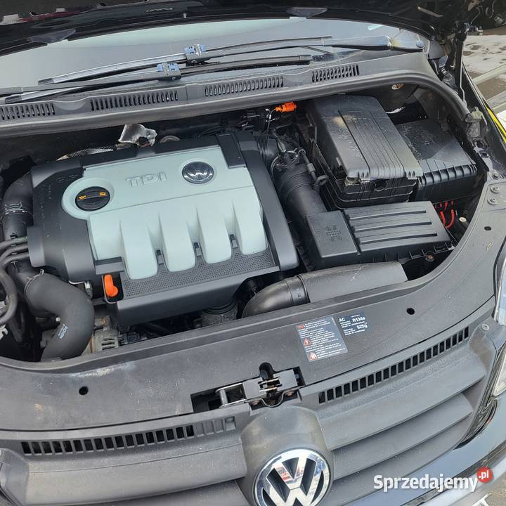 VW Golf Plus Cross 20 tdi z Niemiec bez rdzy czarny Góra Kalwaria