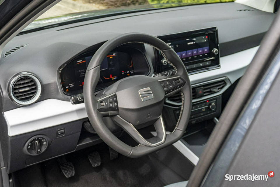 Seat Arona Marina 10 TSI 115 łódzkie Łódź