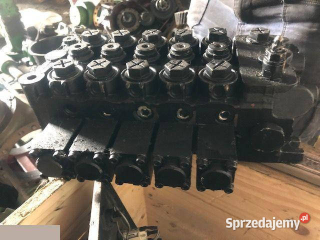 Rozdzielacz Hydrauliczny Bucher Pięć Sekcji Pozostałe Jastrzębniki