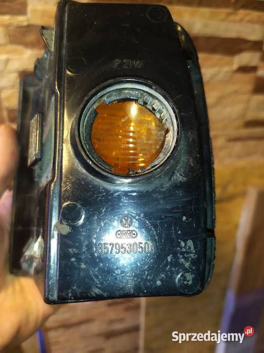 lampa kierunkowskaz VW Volkswagen Passat B3 Nowy Staw