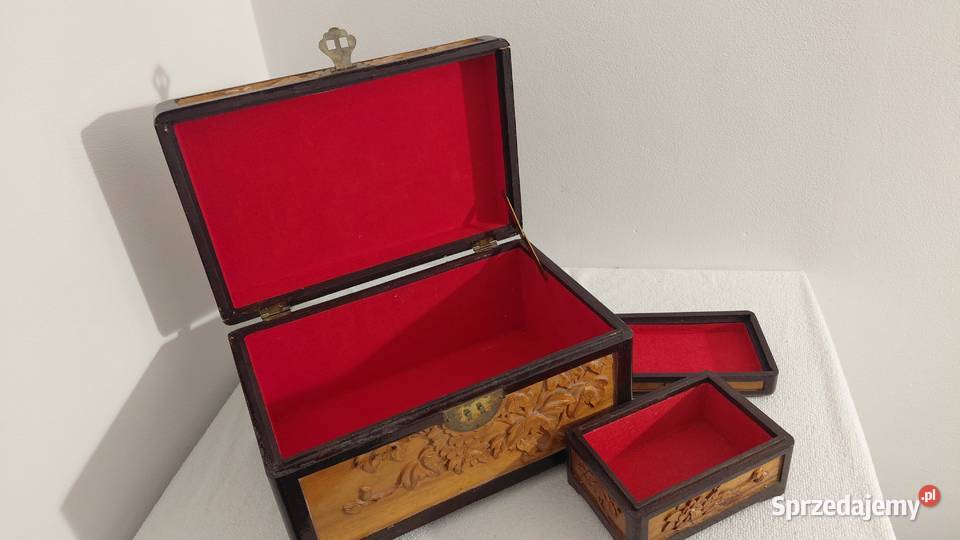 pudełko skrzynka szkatułka na biżuterię Krzykawa
