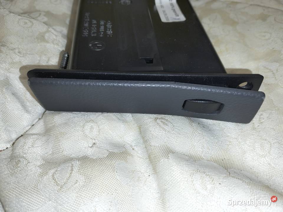 Uchwyt na kubki cupholder BMW E60 E61 śląskie Poręba