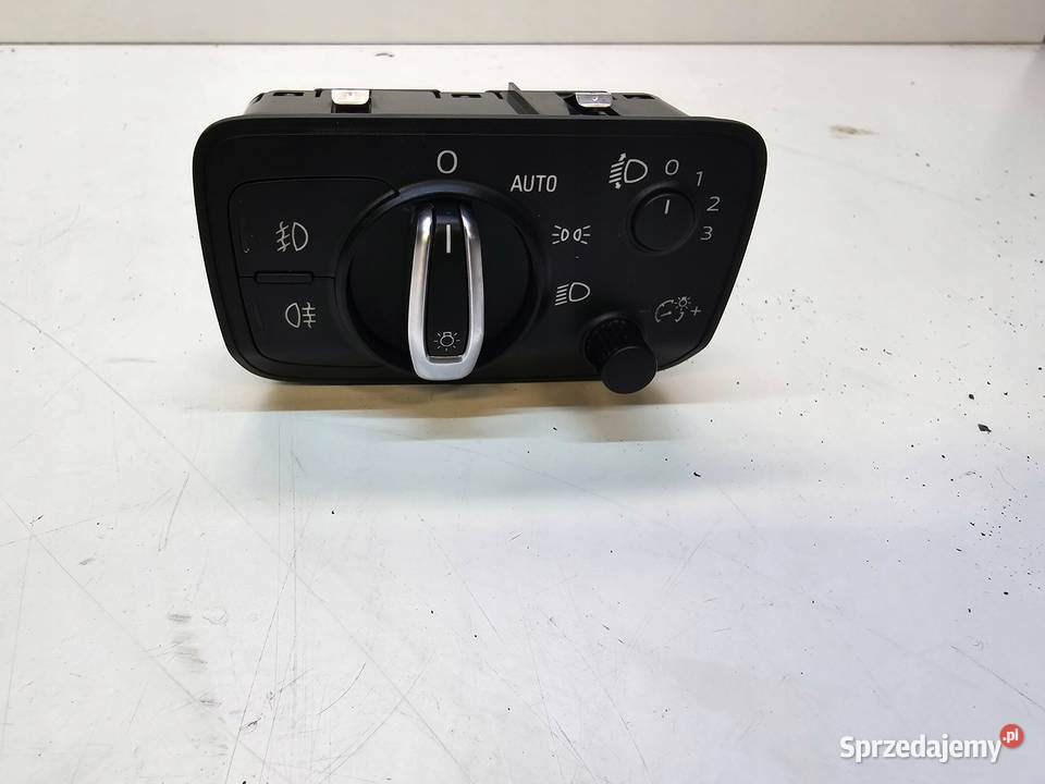 PRZEŁĄCZNIK ŚWIATEŁ AUDI A3 8V 8V0941531Q Przystajń