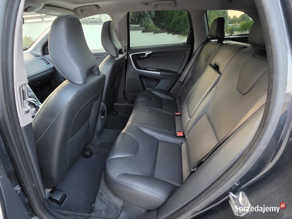 Volvo xc60 24D5 4x4automat opłacony Szwajcar Lublin sprzedam