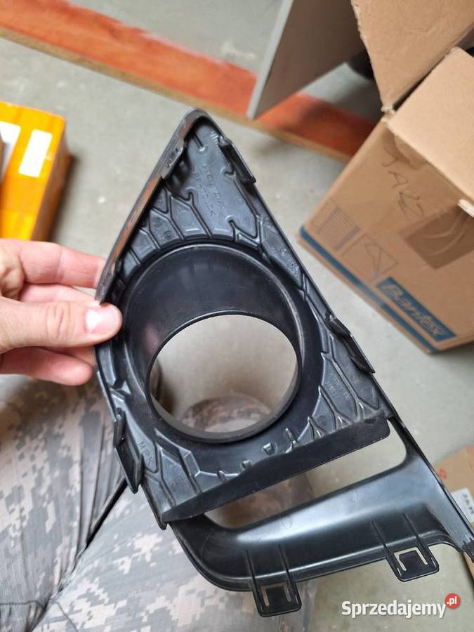 Honda jazz IV atrapa kratka zderzaka nieuszkodzony Jazz