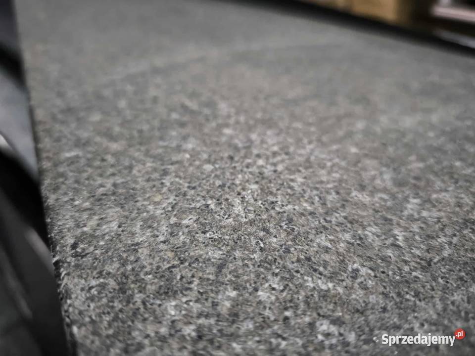 Płytki Granitowe Black Andesit płomieniowane Rumia