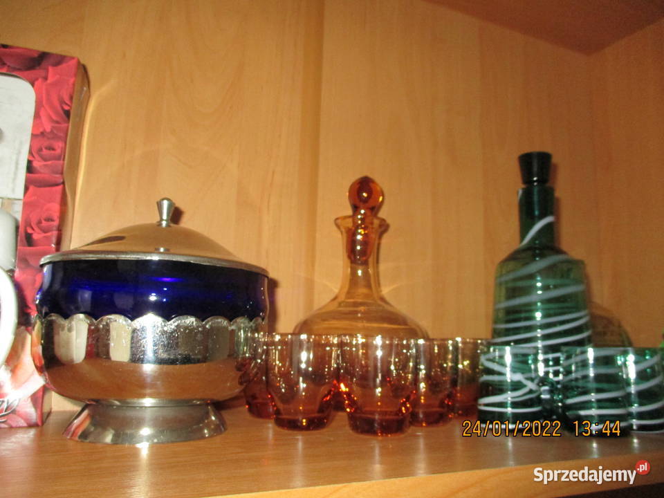 naczynia dekoracyjne szklane z prl