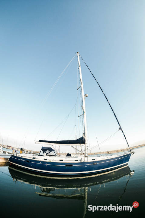 Przestronny i komfortowy jacht żaglowy Beneteau Gdańsk