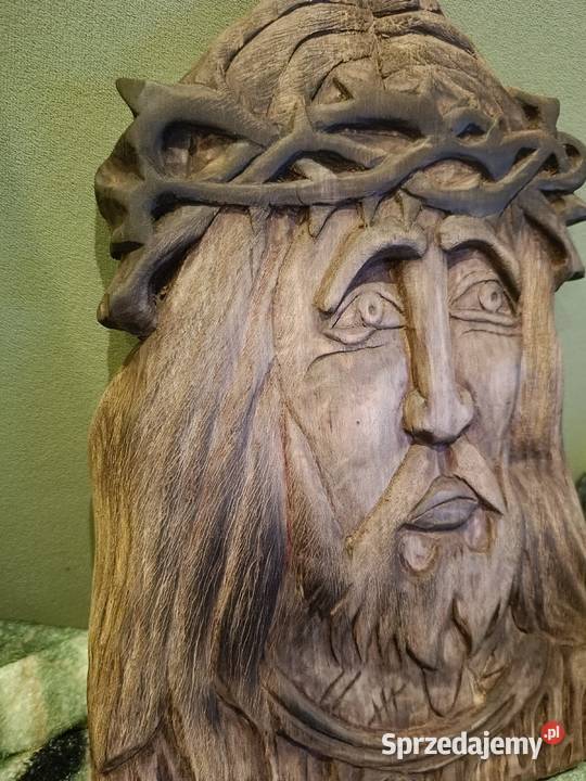 Płaskorzeźba Chrystusa Frasobliwego w drewnie Lipno