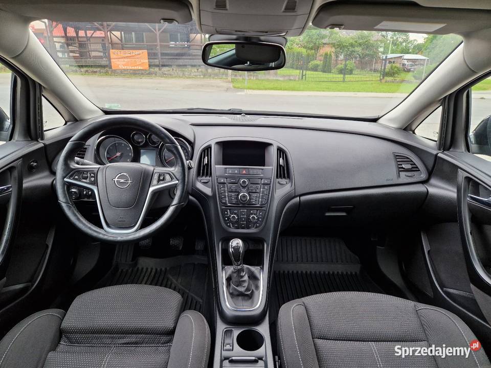 Opel Astra J Sports Tourer Kombi 2016 Polift Głogów Małopolski
