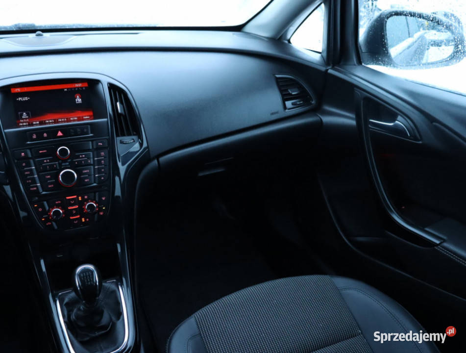 Opel Astra 16 CDTI skórzana tapicerka Piaseczno