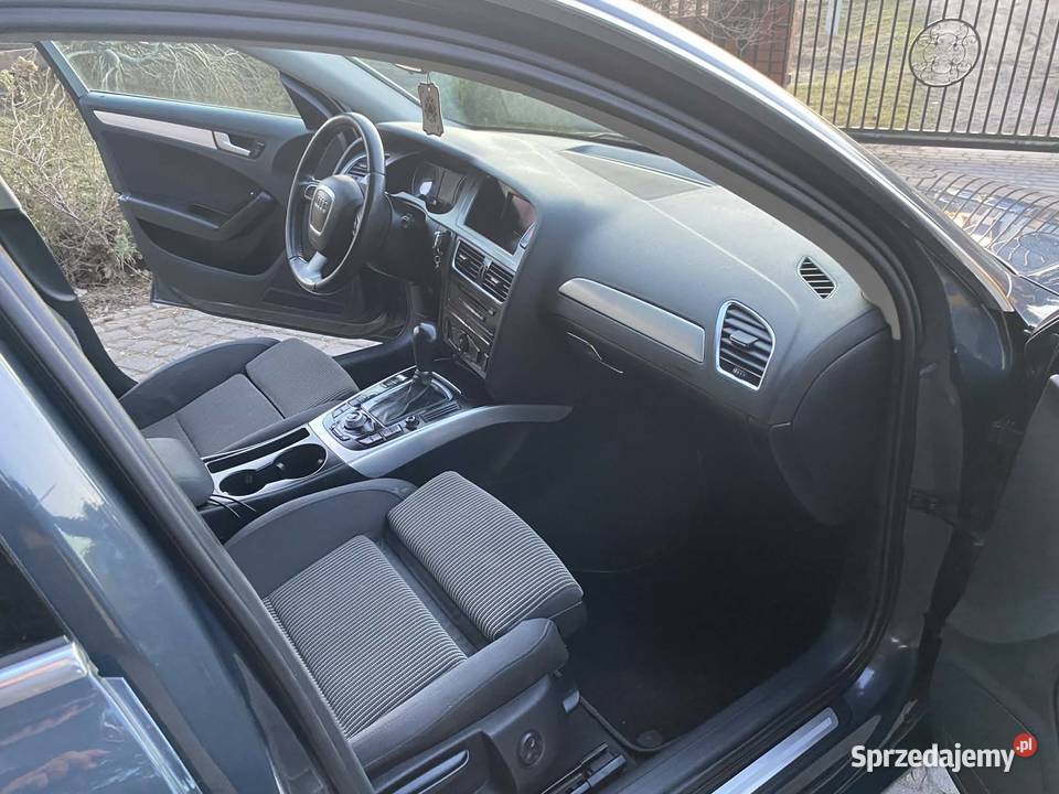 Audi A4 B8 avant 18 benzyna automat super stan Białystok