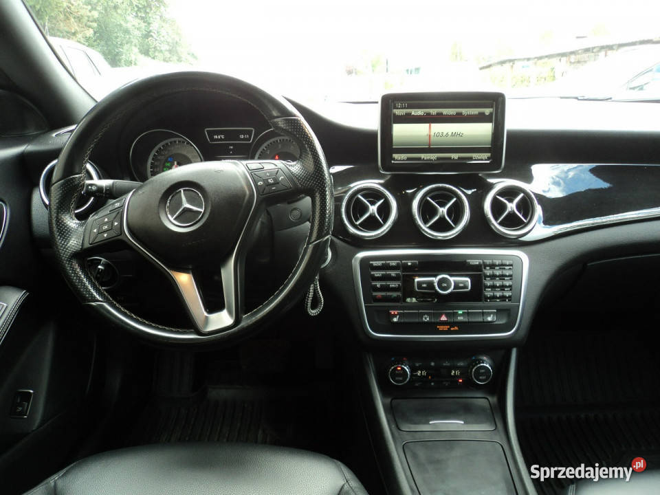 Mercedes CLA 250 sprzedam ładnego mercedesa CLA Lublin