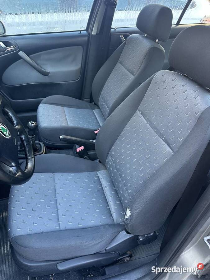 Skoda Octavia 16 MPI benzyna gaz 2006 kupiony w polskim salonie