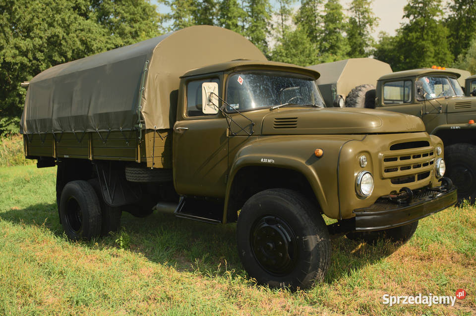 wojskowy ZIŁ 130 1979 r skrzyniowy militarny Bodzanów
