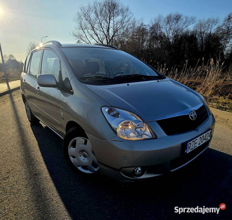 Toyota Corolla Verso 20 d4d podkarpackie