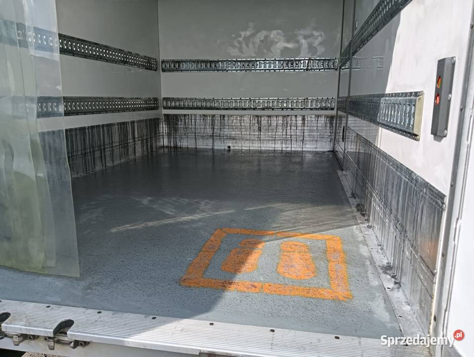 KONTENER IZOTERMA CHŁODNIA RELEC FROID TR32 877 dostawcze śląskie Bielsko-Biała sprzedam